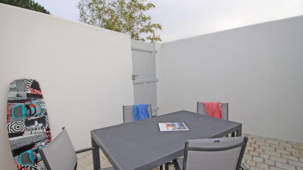 Le Clos Des Flots - L'Ocean La Flotte Exterior photo
